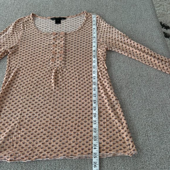 Marc Jacobs Women's Long Sleeve Graphic Novelty Print Henley T-Shirt Size Medium - Picture 9 of 12